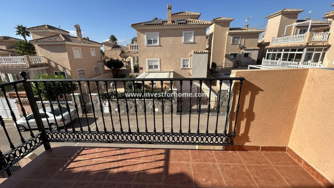 Reventa - Casa - Orihuela Costa - Costa Blanca
