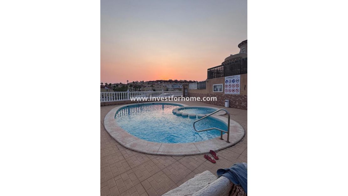 Reventa - Casa - Orihuela Costa - Costa Blanca