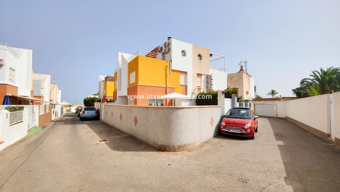 Reventa - Casa - Orihuela Costa - Costa Blanca