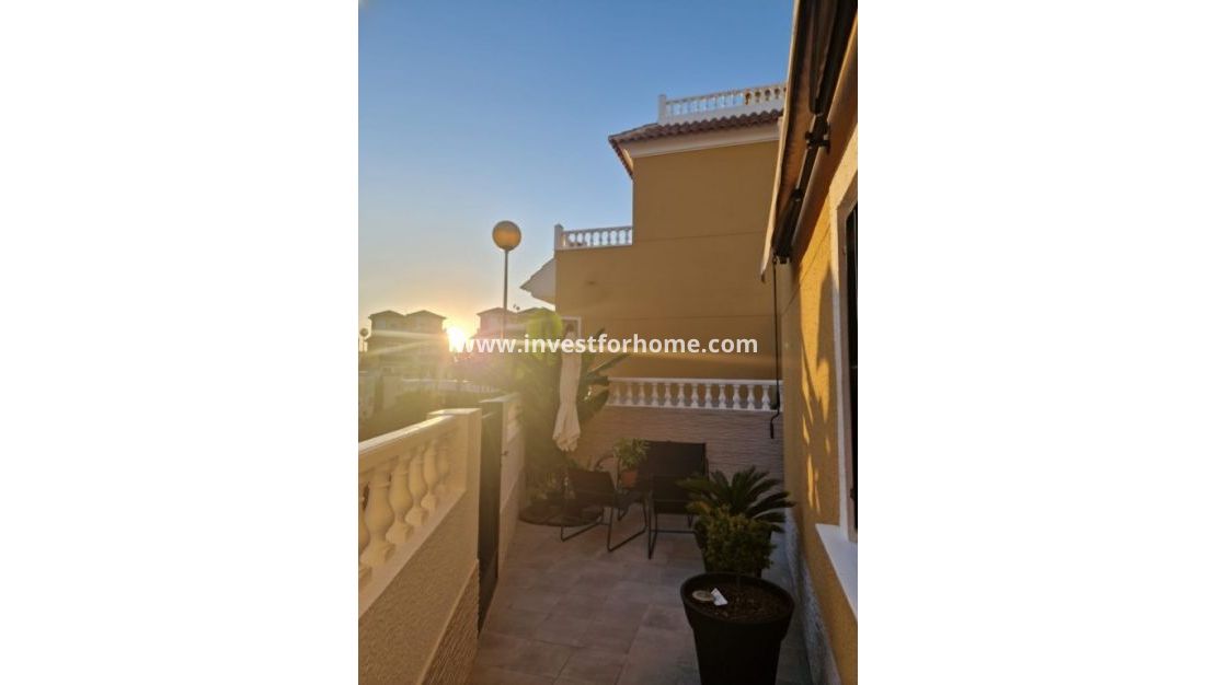 Reventa - Casa - Orihuela Costa - Costa Blanca