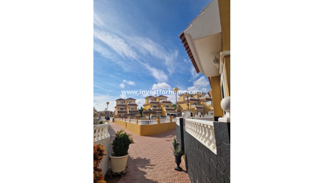 Reventa - Casa - Orihuela Costa - Costa Blanca