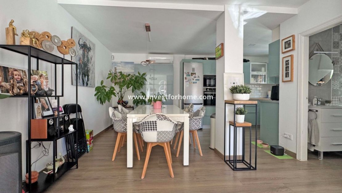 Reventa - Casa - Orihuela Costa - Costa Blanca