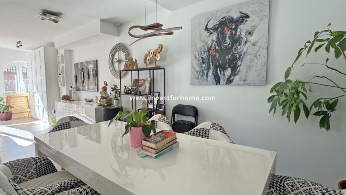 Reventa - Casa - Orihuela Costa - Costa Blanca