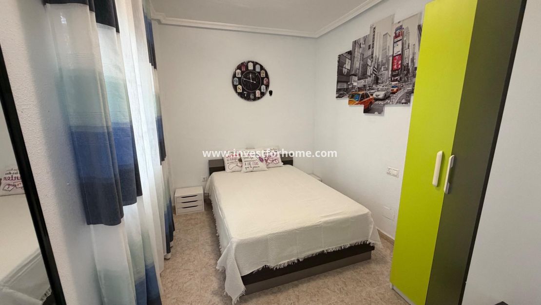 Reventa - Casa - Orihuela Costa - La Zenia