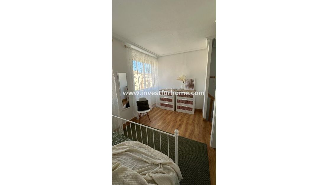 Reventa - Casa - Orihuela Costa - La Zenia