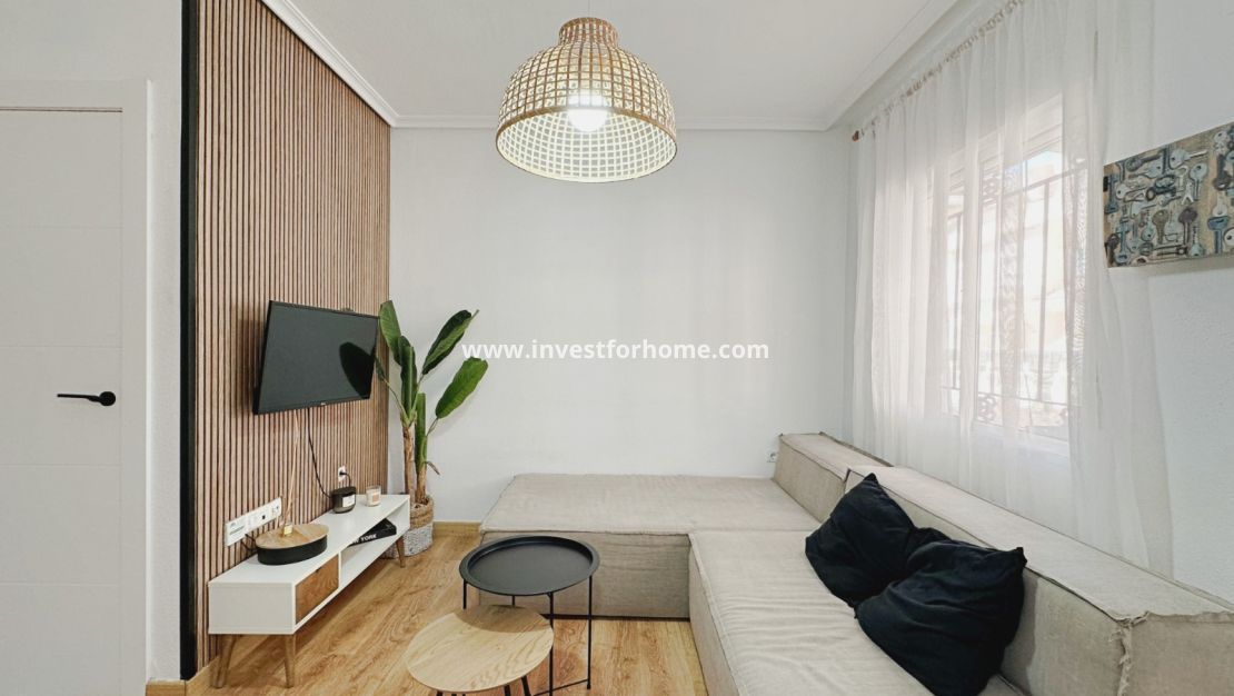 Reventa - Casa - Orihuela Costa - La Zenia