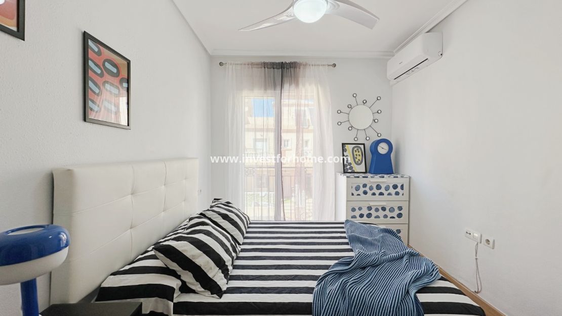 Reventa - Casa - Orihuela Costa - La Zenia