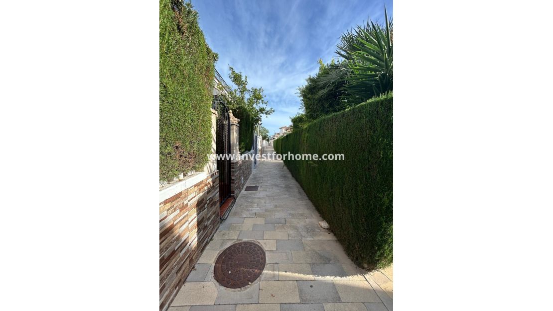 Reventa - Casa - Orihuela Costa - Punta Prima