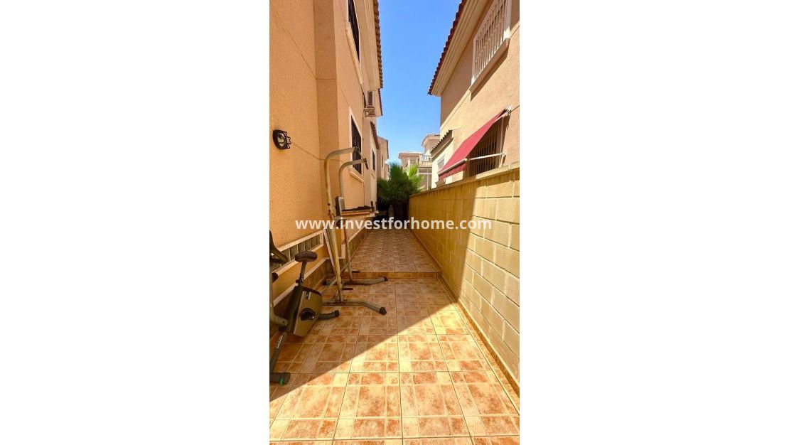 Reventa - Casa - Orihuela Costa - Urbanización Perla Del Mar