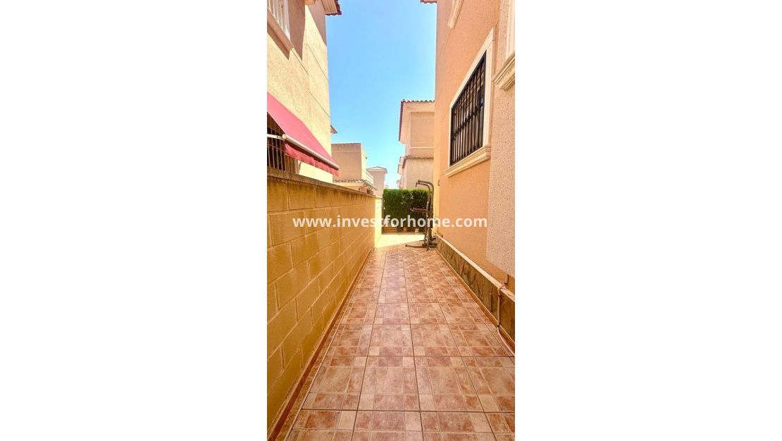 Reventa - Casa - Orihuela Costa - Urbanización Perla Del Mar