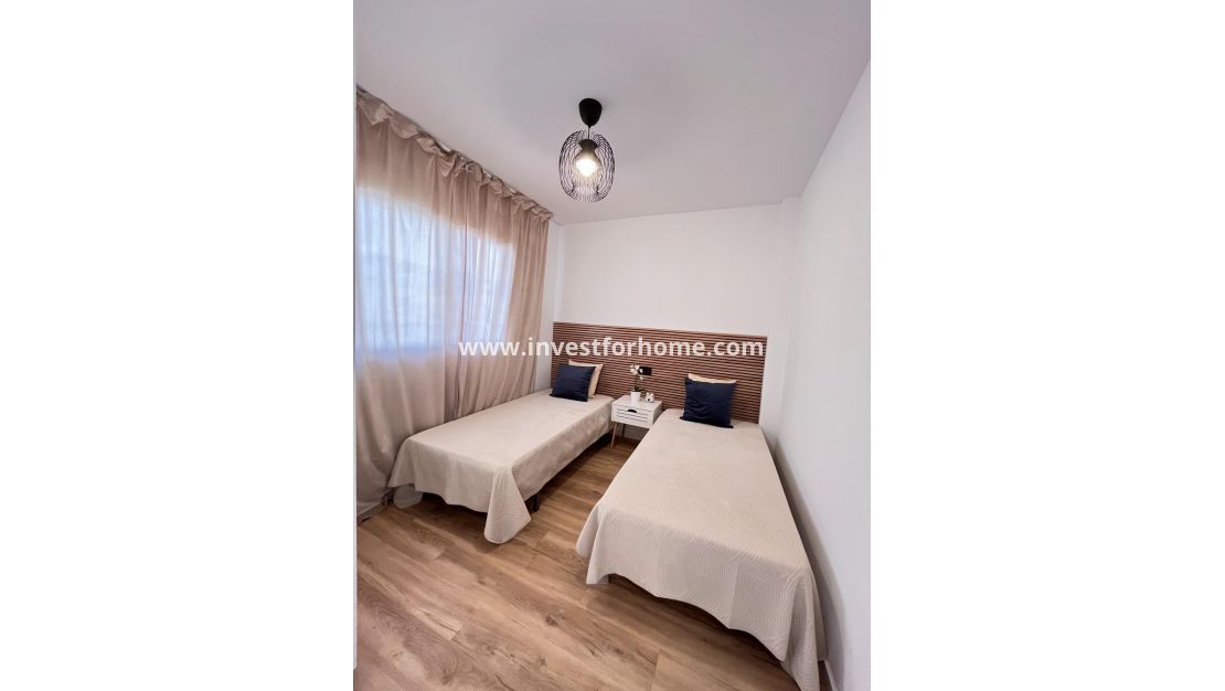 Reventa - Casa - Orihuela Costa - Urbanización Perla Del Mar