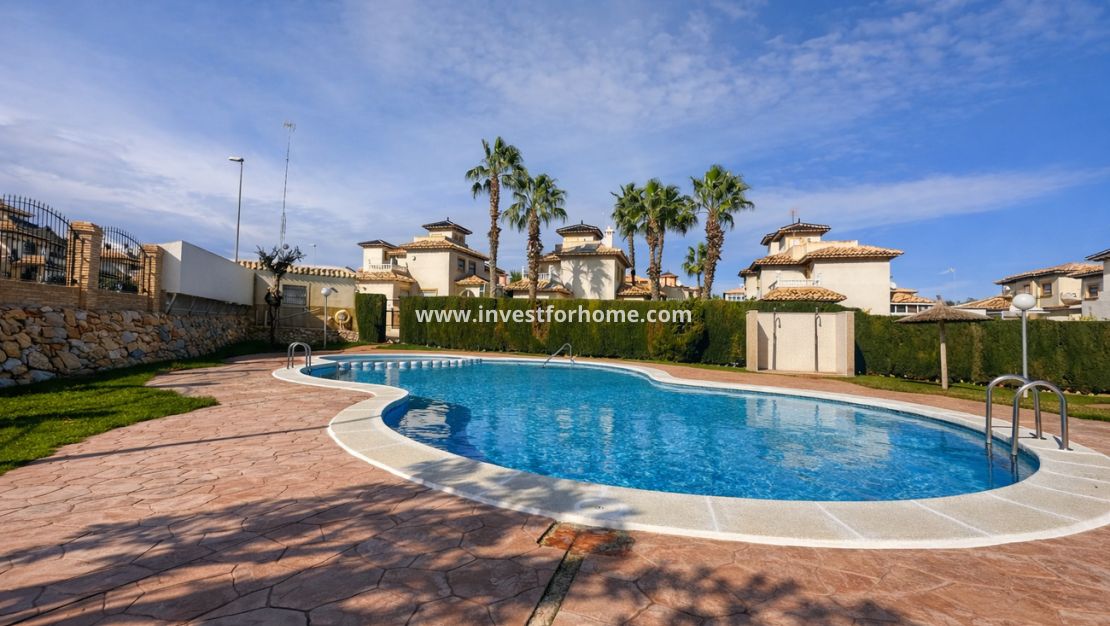 Reventa - Casa - Orihuela Costa - Villa's San Jose IV