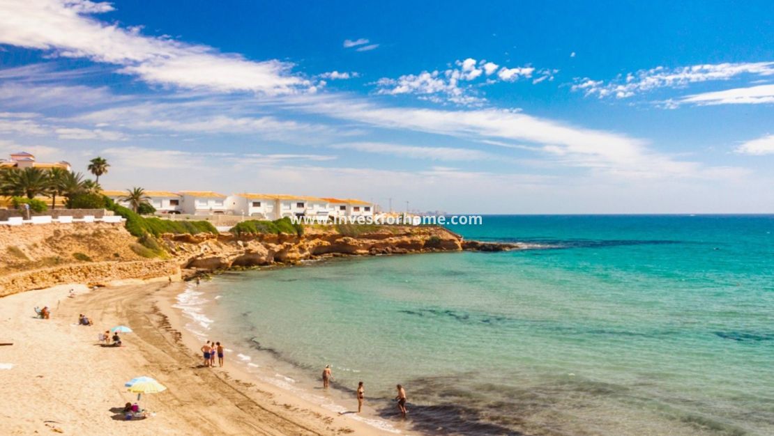 Reventa - Casa - San Miguel de Salinas - Inland