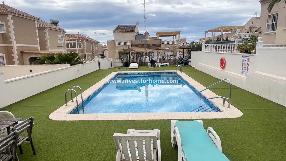 Reventa - Casa - San Miguel de Salinas - Las Filipinas