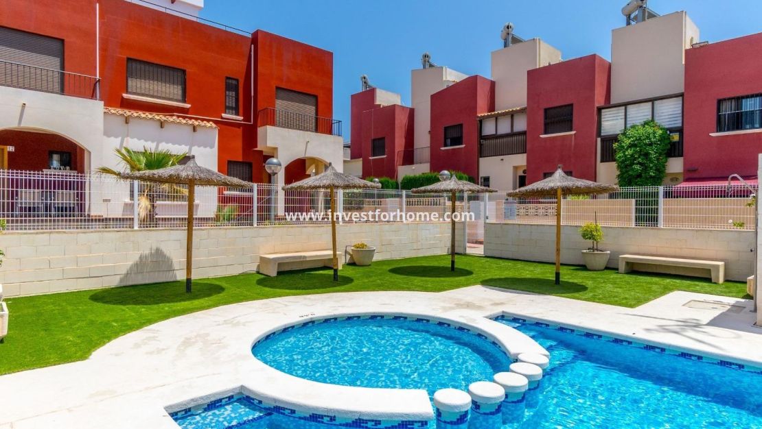 Reventa - Casa - Torrevieja - aguas nuevas