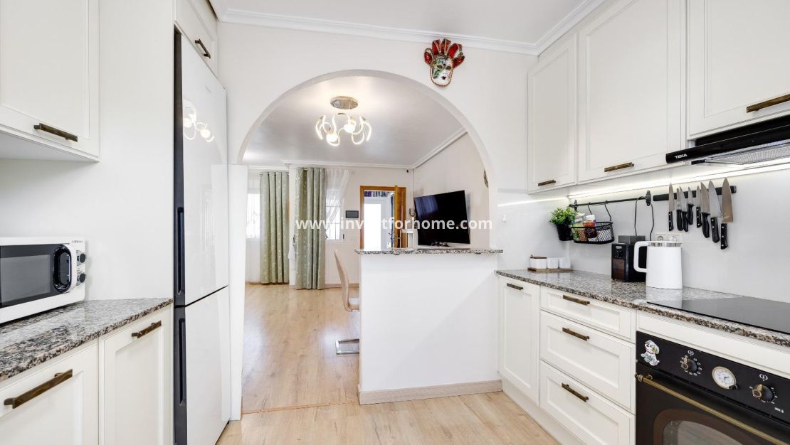 Reventa - Casa - Torrevieja - aguas nuevas