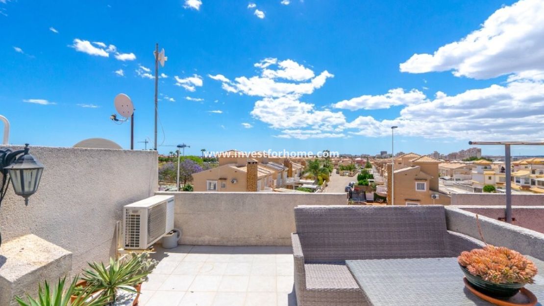 Reventa - Casa - Torrevieja - aguas nuevas