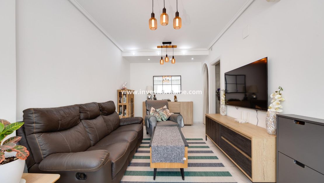 Reventa - Casa - Torrevieja - aguas nuevas