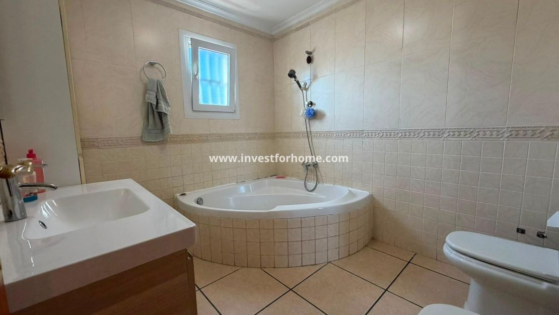 Reventa - Casa - Torrevieja - Carrefour