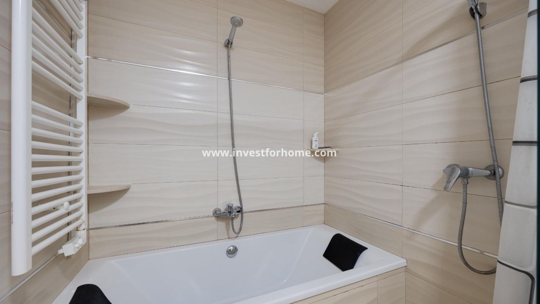 Reventa - Casa - Torrevieja - Centro