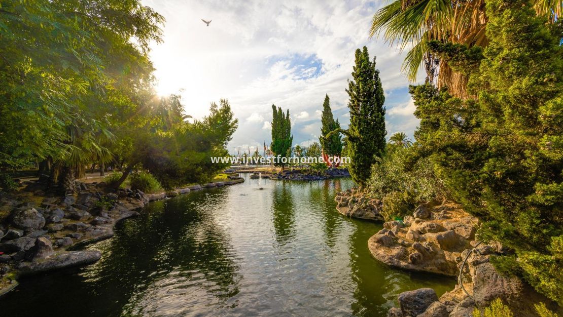 Reventa - Casa - Torrevieja - Centro