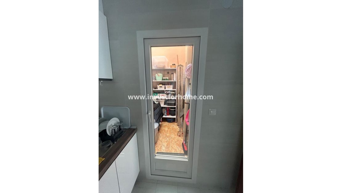 Reventa - Casa - Torrevieja - Centro