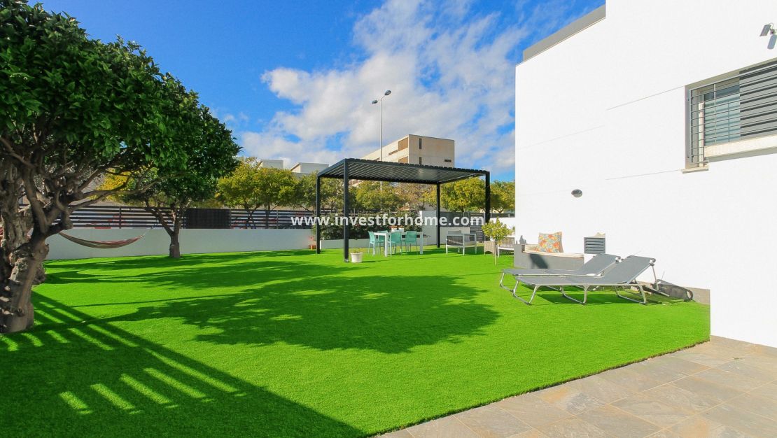 Reventa - Casa - Torrevieja - Costa Blanca