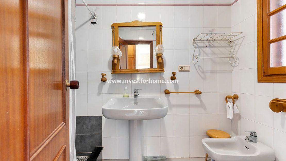 Reventa - Casa - Torrevieja - Costa Blanca