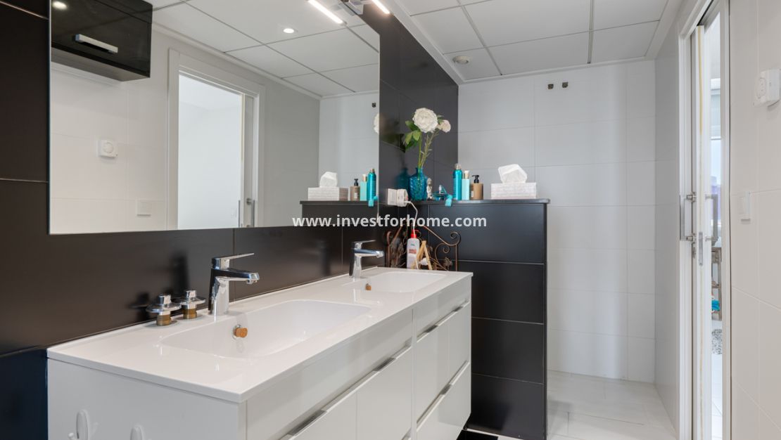 Reventa - Casa - Torrevieja - Costa Blanca