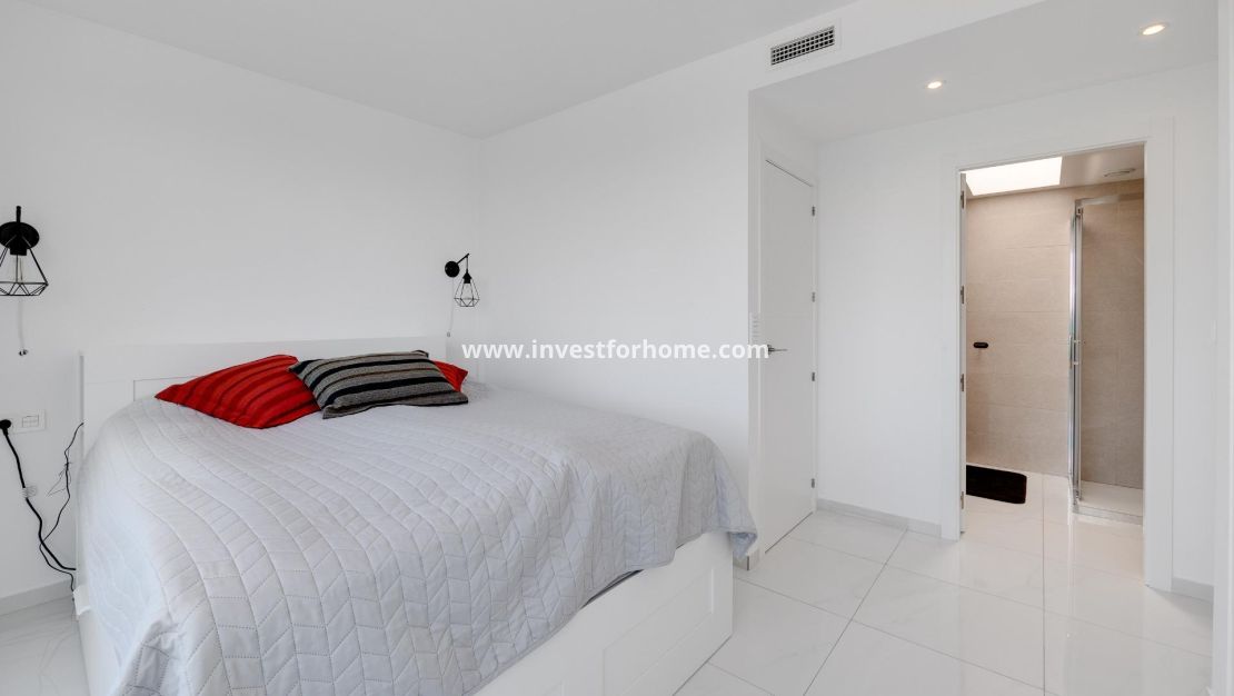 Reventa - Casa - Torrevieja - La Siesta-El Chaparral