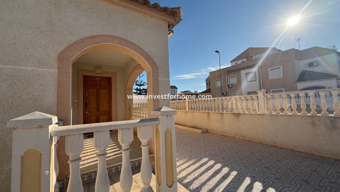 Reventa - Casa - Torrevieja - La Siesta - El Salado - Torreta