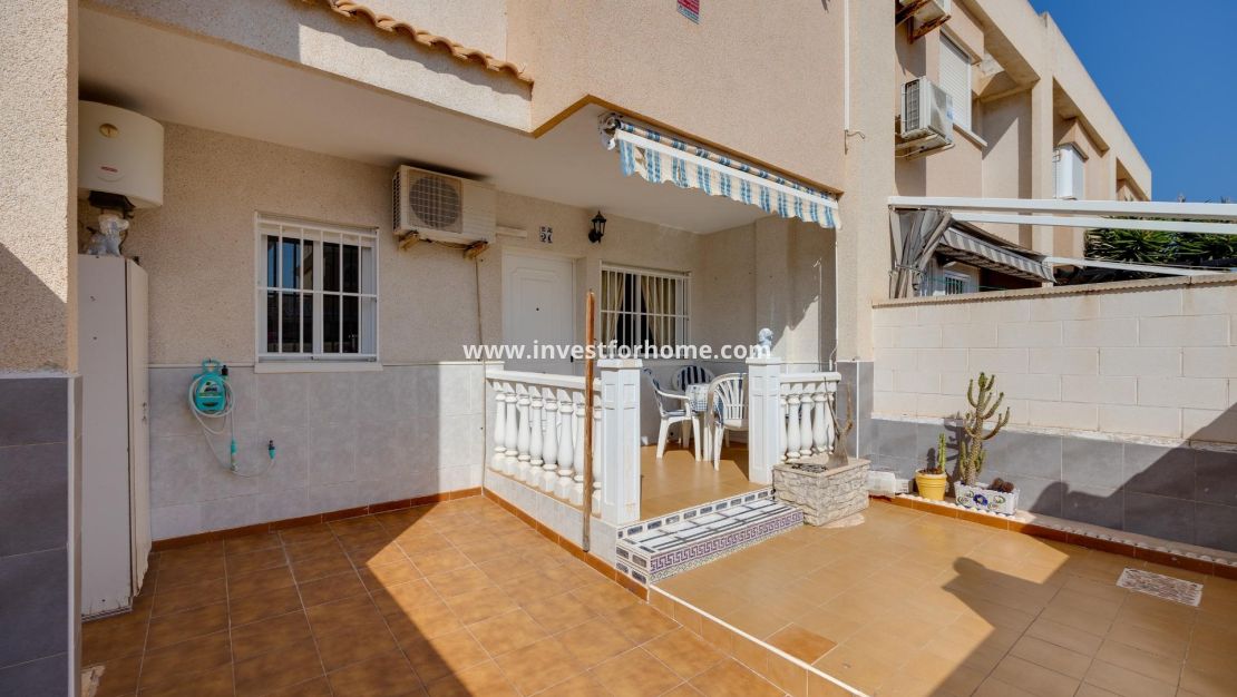 Reventa - Casa - Torrevieja - Nueva Torrevieja - Aguas Nuevas