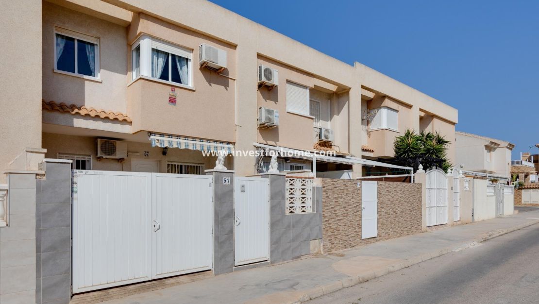 Reventa - Casa - Torrevieja - Nueva Torrevieja - Aguas Nuevas