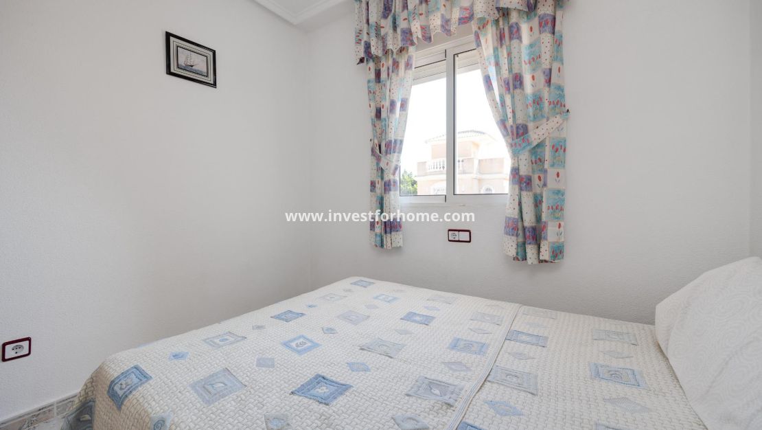 Reventa - Casa - Torrevieja - Nueva Torrevieja - Aguas Nuevas