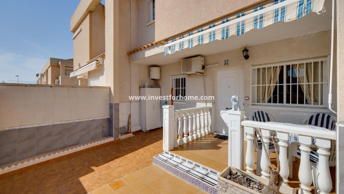 Reventa - Casa - Torrevieja - Nueva Torrevieja - Aguas Nuevas