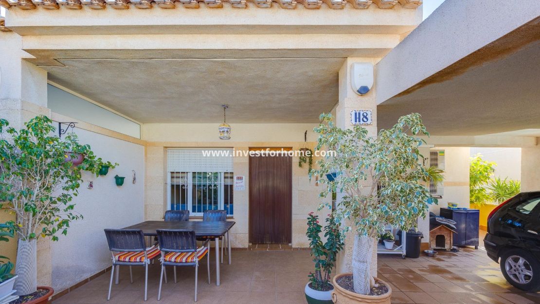 Reventa - Casa - Torrevieja - Nueva Torrevieja - Aguas Nuevas