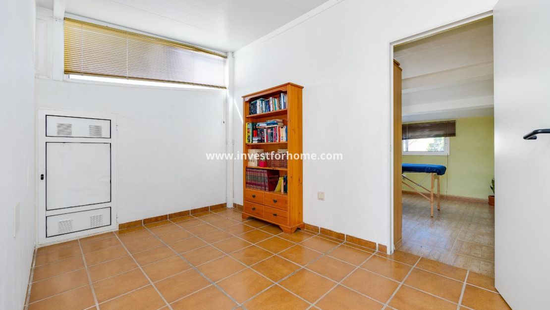 Reventa - Casa - Torrevieja - Nueva Torrevieja - Aguas Nuevas