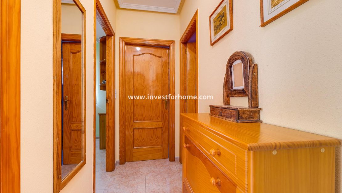 Reventa - Casa - Torrevieja - Nueva Torrevieja - Aguas Nuevas