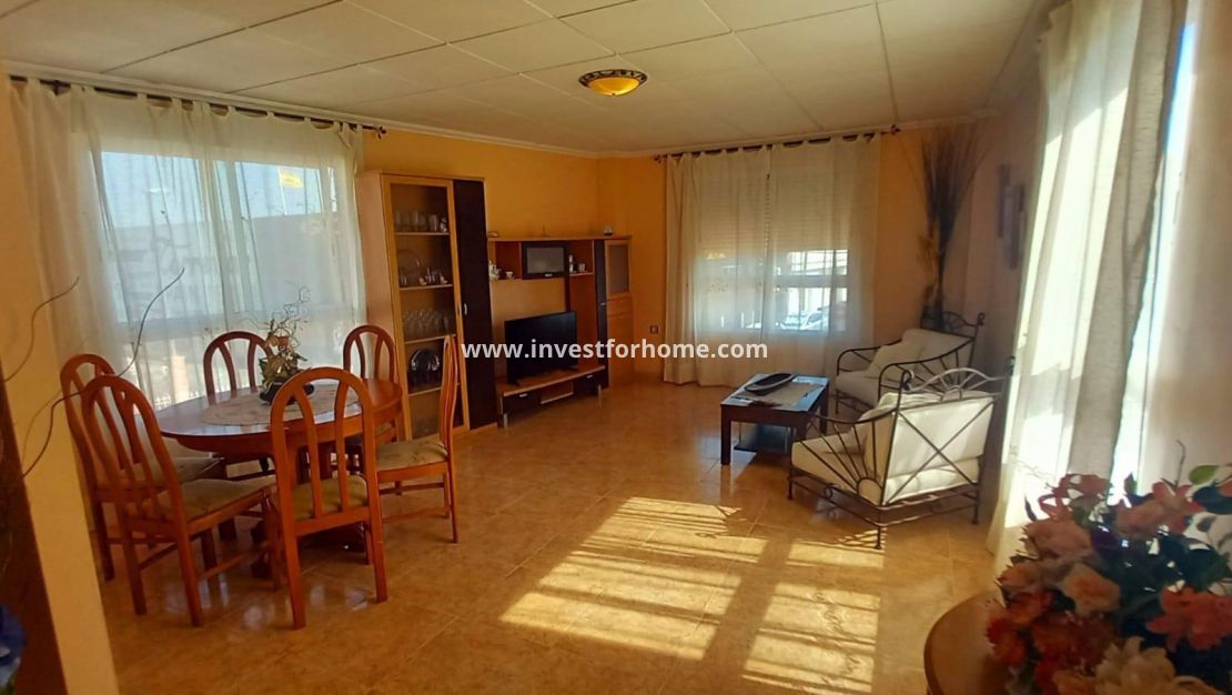 Reventa - Casa - Torrevieja - Nueva Torrevieja - Aguas Nuevas