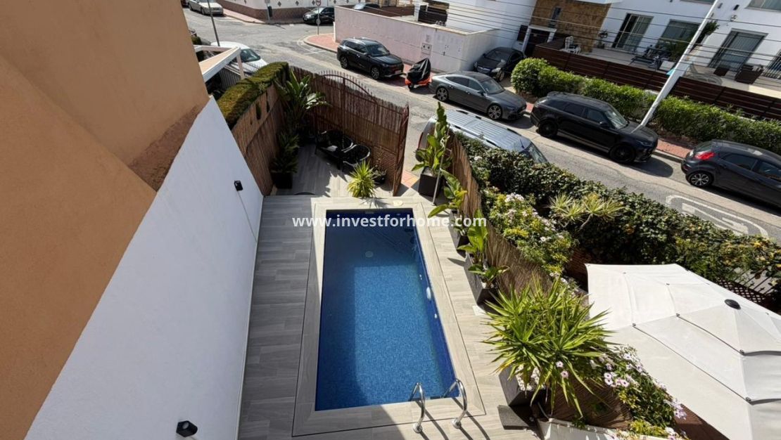 Reventa - Casa - Torrevieja - Nueva Torrevieja - Aguas Nuevas
