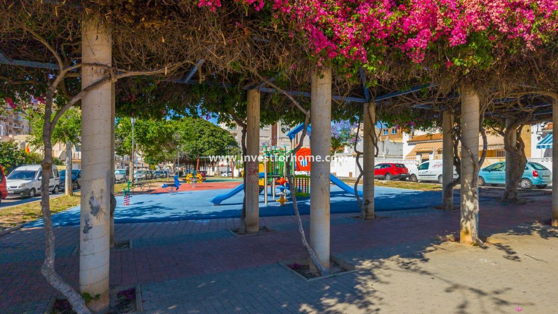 Reventa - Casa - Torrevieja - Nueva Torrevieja - Aguas Nuevas