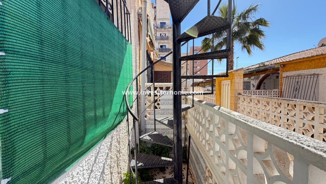 Reventa - Casa - Torrevieja - Nueva Torrevieja - Aguas Nuevas