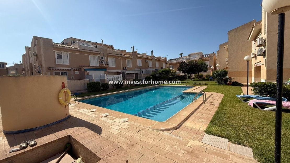 Reventa - Casa - Torrevieja - Nueva Torrevieja - Aguas Nuevas
