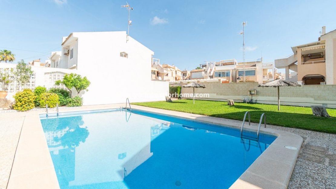 Reventa - Casa - Torrevieja - Nueva Torrevieja - Aguas Nuevas