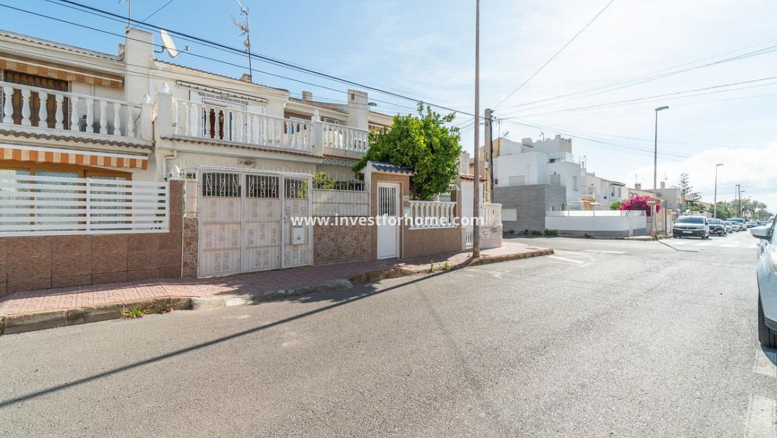 Reventa - Casa - Torrevieja - Nueva Torrevieja - Aguas Nuevas