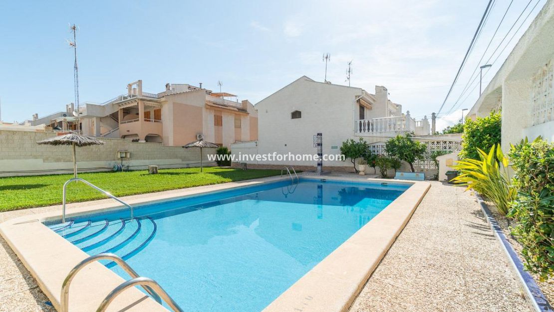 Reventa - Casa - Torrevieja - Nueva Torrevieja - Aguas Nuevas