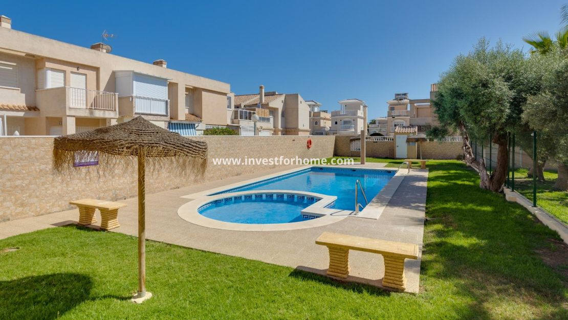 Reventa - Casa - Torrevieja - Nueva Torrevieja - Aguas Nuevas