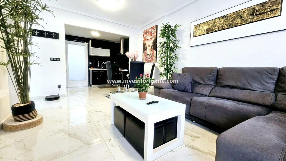 Reventa - Casa - Torrevieja - Torrelamata - La Mata