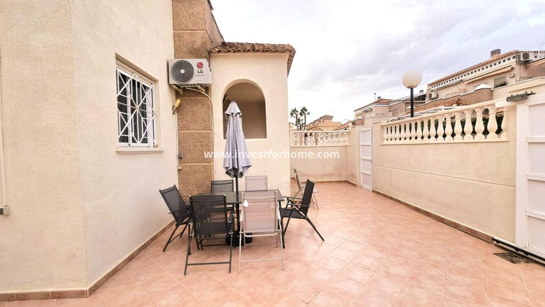 Reventa - Casa - Torrevieja - Torrelamata - La Mata