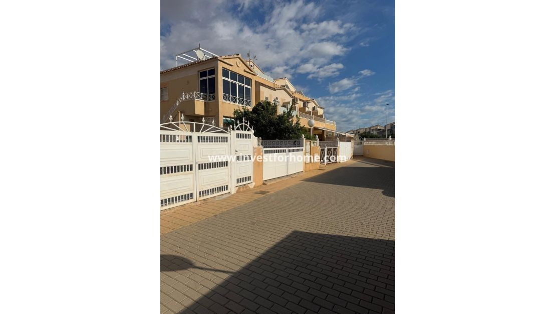 Reventa - Casa - Torrevieja - Torrelamata - La Mata
